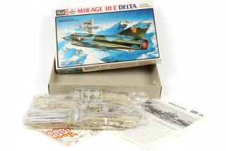 Lot 53 - REVELL (ALLEMAGNE) (5)