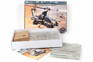 Lot 14 - KITTY HAWK (CHINE) (3)