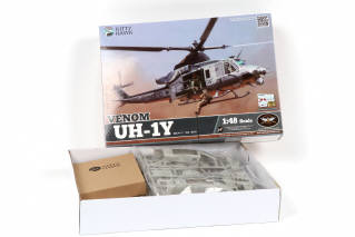 Lot 14 - KITTY HAWK (CHINE) (3)