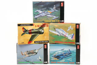 Lot 88 - HOBBY CRAFT (CANADA) (5)