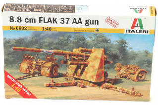Lot 64 - ITALERI (ITALIE) (5)