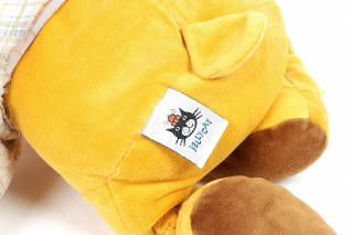 Lot 196 - JELLYCAT (USA) (1)