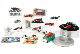 Lot 72 - DIVERS (17)