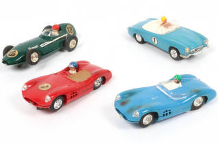 Lot 15 - SCALEXTRIC (FRANCE) (4)