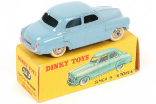 Lot 328 - DINKY TOYS (FRANCE) (1)