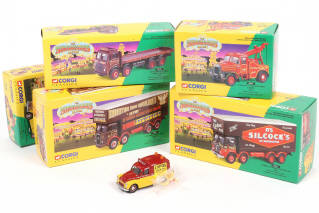 Lot 204 - CORGI TOYS (GB) (5)