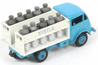 Lot 326 - DINKY TOYS (FRANCE) (1)