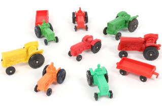Lot 109 - DIVERS (10)