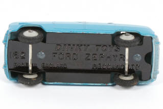 Lot 363 - DINKY TOYS (GB) (1)