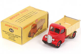 Lot 376 - DINKY TOYS (GB) (1)