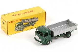 Lot 410 - DINKY TOYS (FRANCE) (1)