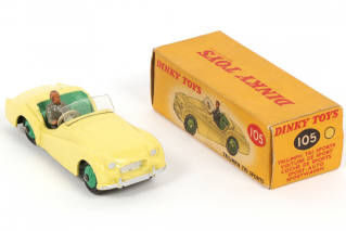 Lot 352 - DINKY TOYS (GB) (1)