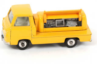 Lot 373 - DINKY TOYS (GB) (1)