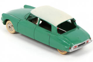 Lot 388 - DINKY TOYS (FRANCE) (1)