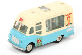 Lot 183 - CORGI TOYS (GB) (1)