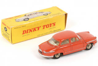Lot 306 - DINKY TOYS (FRANCE) (1)