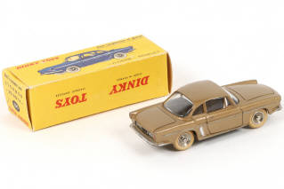 Lot 300 - DINKY TOYS (FRANCE) (1)