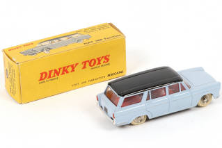 Lot 307 - DINKY TOYS (FRANCE) (1)