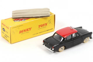 Lot 281 - DINKY TOYS (FRANCE) (1)