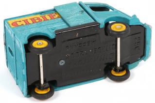 Lot 139 - DINKY TOYS (FRANCE) (1)