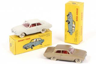 Lot 319 - DINKY TOYS (FRANCE) (2)