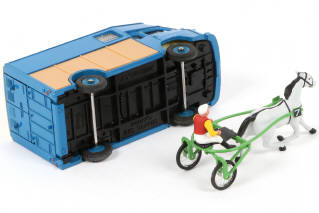 Lot 140 - DINKY TOYS (FRANCE) (1)