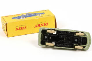 Lot 301 - DINKY TOYS (FRANCE) (1)