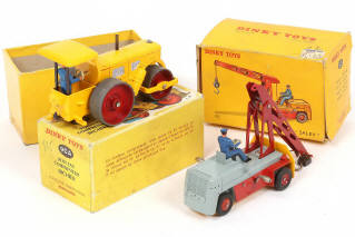 Lot 311 - DINKY TOYS (FRANCE) (1)