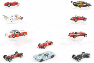 Lot 341 - DIVERS (10)