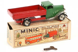 Lot 128 - TRI-ANG-MINIC (GB) (1)