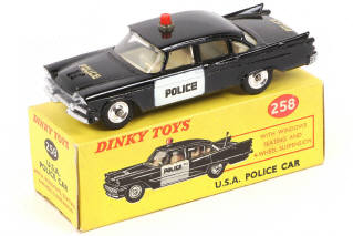 Lot 259 - DINKY TOYS (GB) (1)