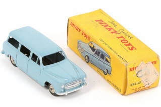Lot 270 - DINKY TOYS (FRANCE) (1)