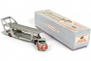 Lot 321 - DINKY TOYS (FRANCE) (1)