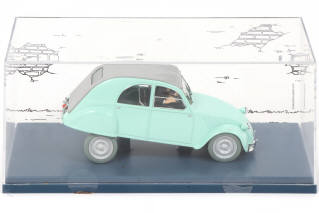 Lot 64 - EDITIONS HACHETTE (FRANCE) (3)