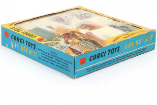 Lot 163 - CORGI TOYS (GB) (1)