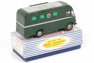 Lot 286 - DINKY TOYS (GB) (1)