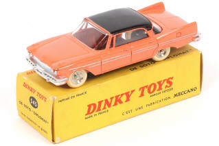 Lot 336 - DINKY TOYS (FRANCE) (1)
