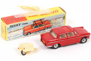 Lot 331 - DINKY TOYS (FRANCE) (1)
