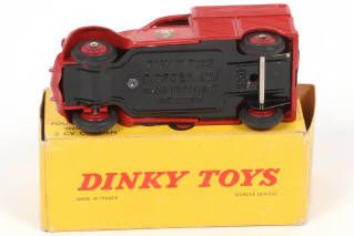 Lot 319 - DINKY TOYS (FRANCE) (1)
