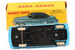 Lot 316 - DINKY TOYS (FRANCE) (1)
