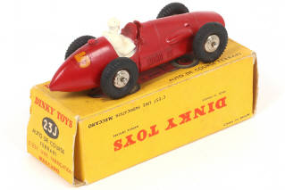 Lot 311 - DINKY TOYS (FRANCE) (1)