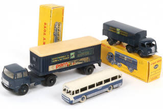 Lot 357 - DINKY TOYS (FRANCE) (3)