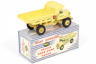 Lot 284 - DINKY TOYS (GB) (1)