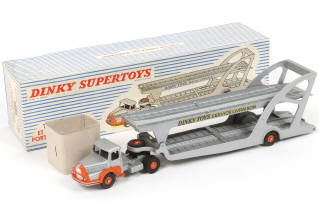 Lot 344 - DINKY TOYS (FRANCE) (1)