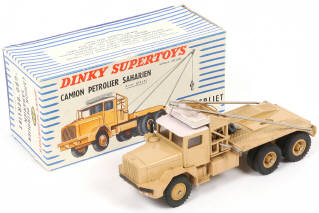 Lot 343 - DINKY TOYS (FRANCE) (1)