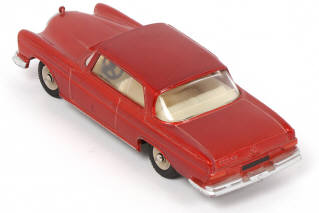 Lot 343 - DINKY TOYS (FRANCE) (1)