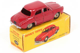 Lot 332 - DINKY TOYS (FRANCE) (1)