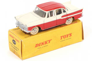 Lot 335 - DINKY TOYS (FRANCE) (1)