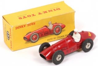 Lot 328 - DINKY TOYS (FRANCE) (1)