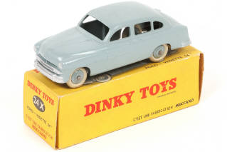 Lot 336 - DINKY TOYS (FRANCE) (1)